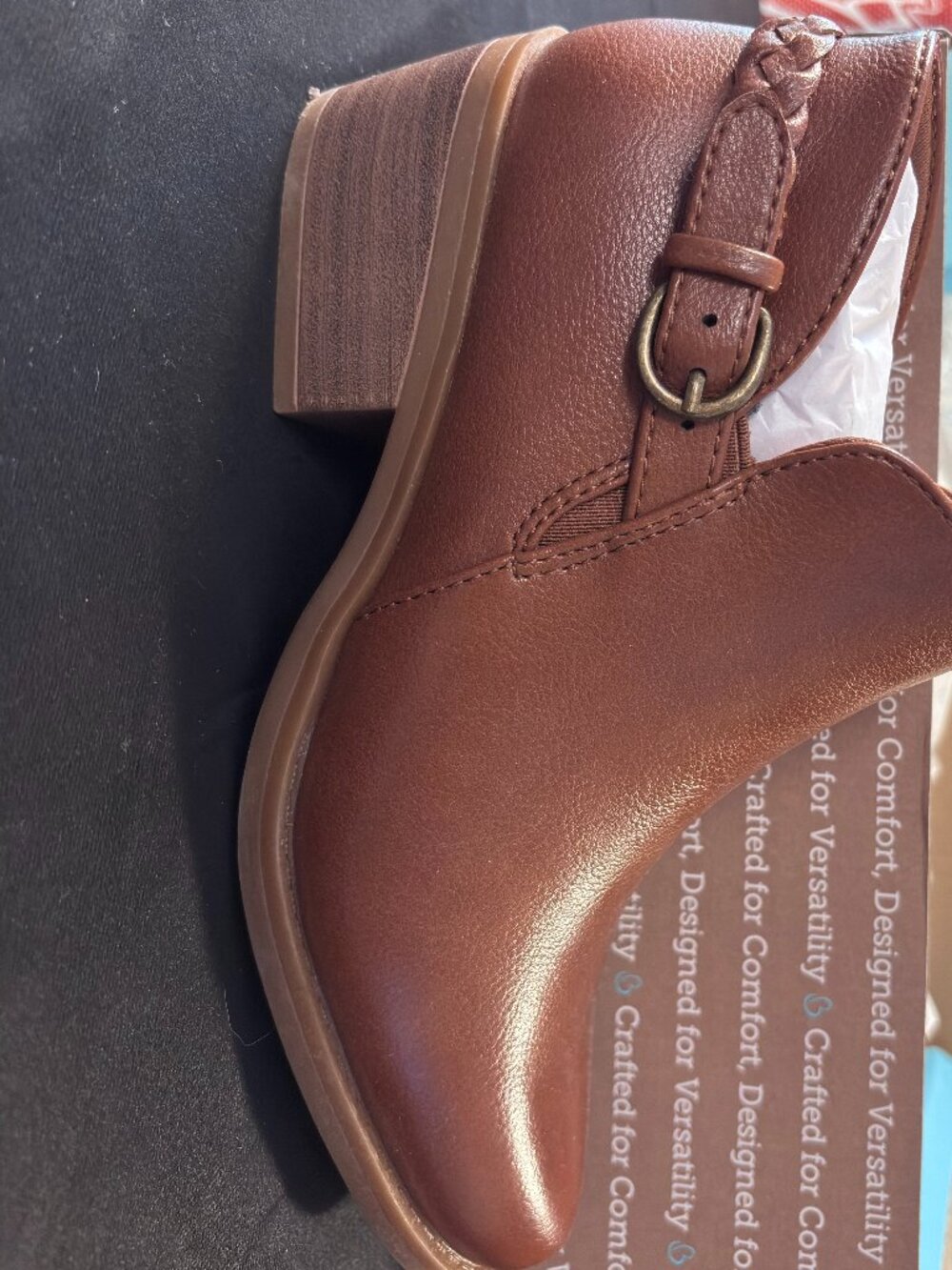 Baretraps Palmer Booties in Walnut Size 6